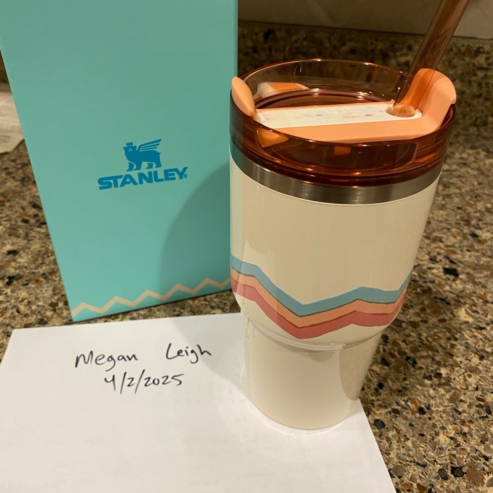 2025 Easter Stanley New in Box 20oz. Egg-cellence - Picture 8 of 8